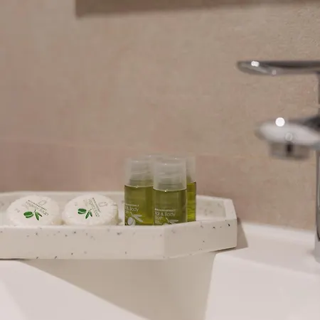 Barbara Iii - Exquisite